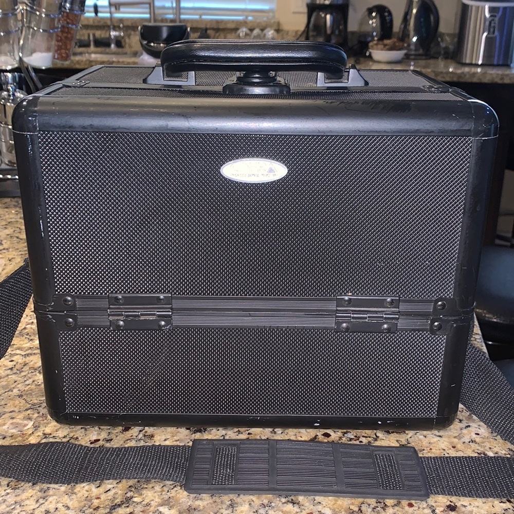 OFRA makeup case